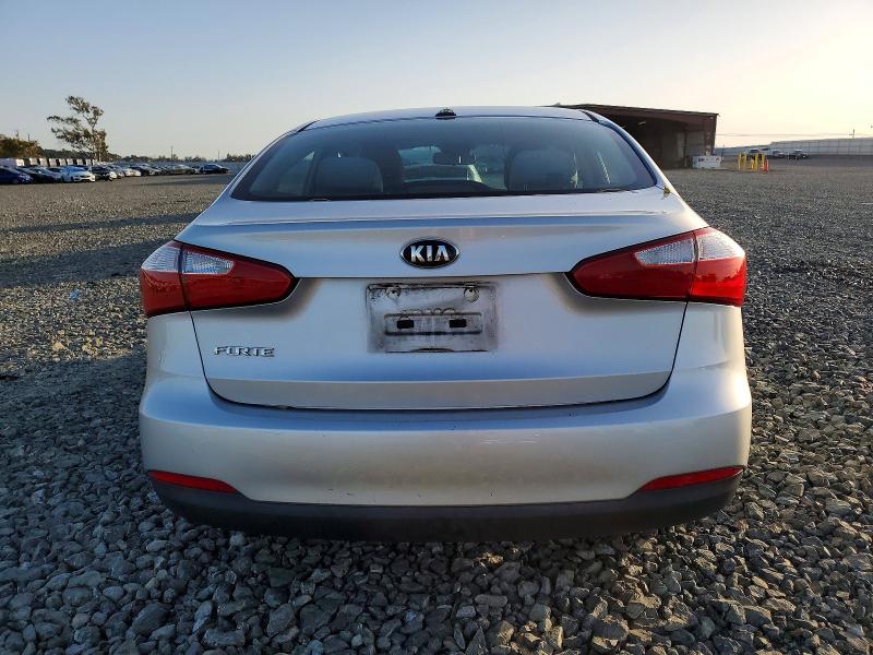 Photo 6 from auction – 2014 KIA FORTE LX with VIN KNAFX4A6XE5186296