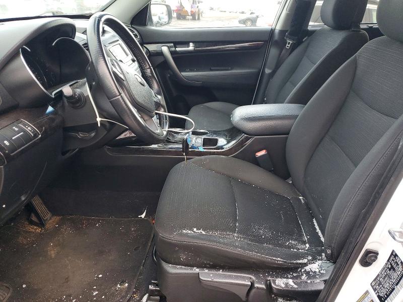 Photo 7 from auction – 2014 KIA SORENTO LX with VIN 5XYKTDA66EG482467