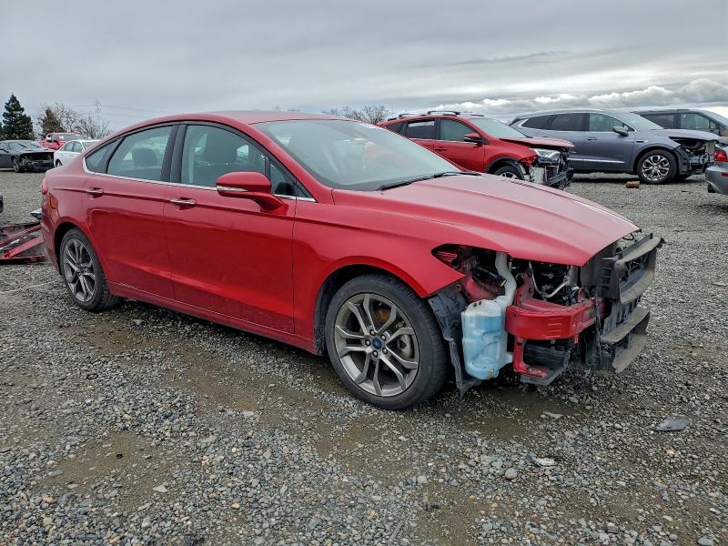 Photo 4 from auction – 2020 FORD FUSION SEL with VIN 3FA6P0CD8LR196199