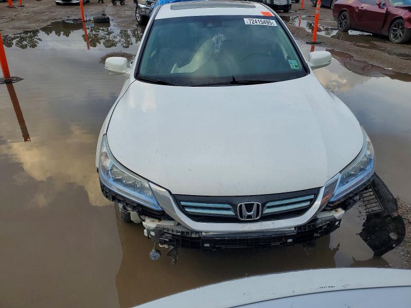 Photo 5 from auction – 2015 HONDA ACCORD with VIN 1HGCR6F79FA008161