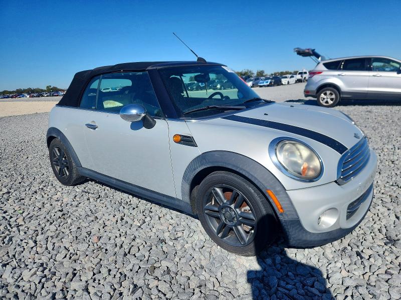 Photo 4 from auction – 2011 MINI COOPER with VIN WMWZN3C50BT132837