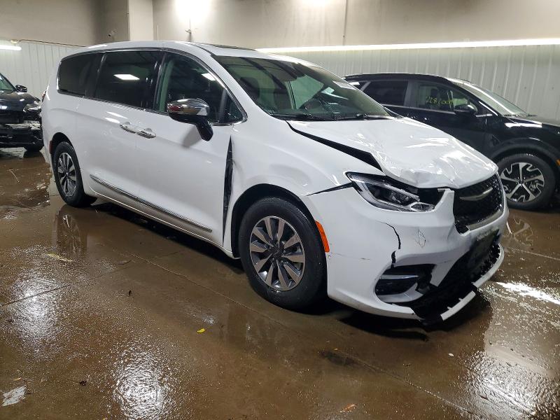 Photo 4 from auction – 2023 CHRYSLER PACIFICA H with VIN 2C4RC1S78PR509865