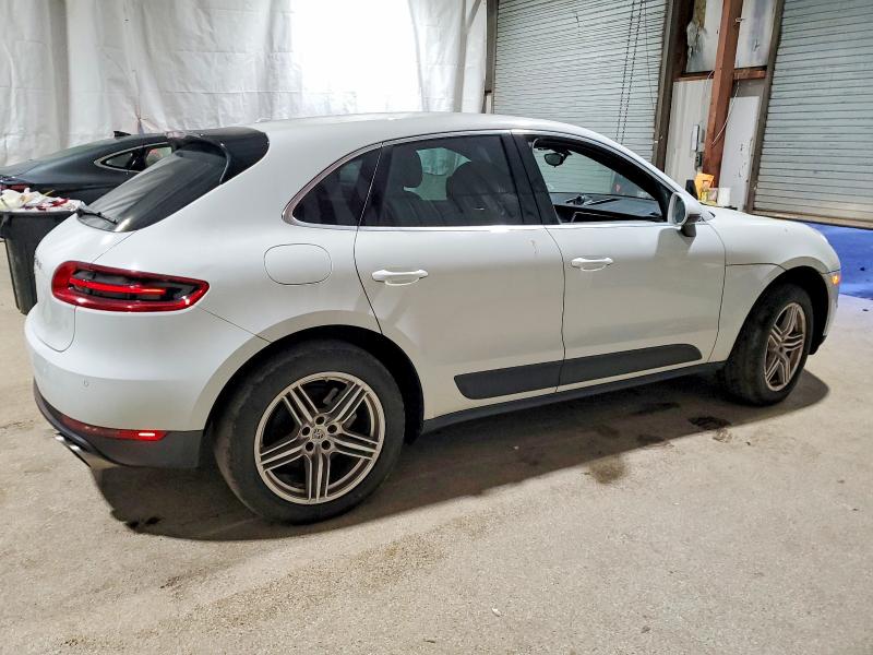 Photo 3 from auction – 2016 PORSCHE MACAN S with VIN WP1AB2A52GLB57301
