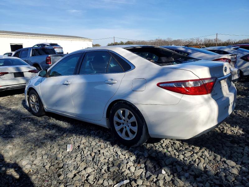 Photo 2 from auction – 2015 TOYOTA CAMRY HYBR with VIN 4T1BD1FK7FU161440