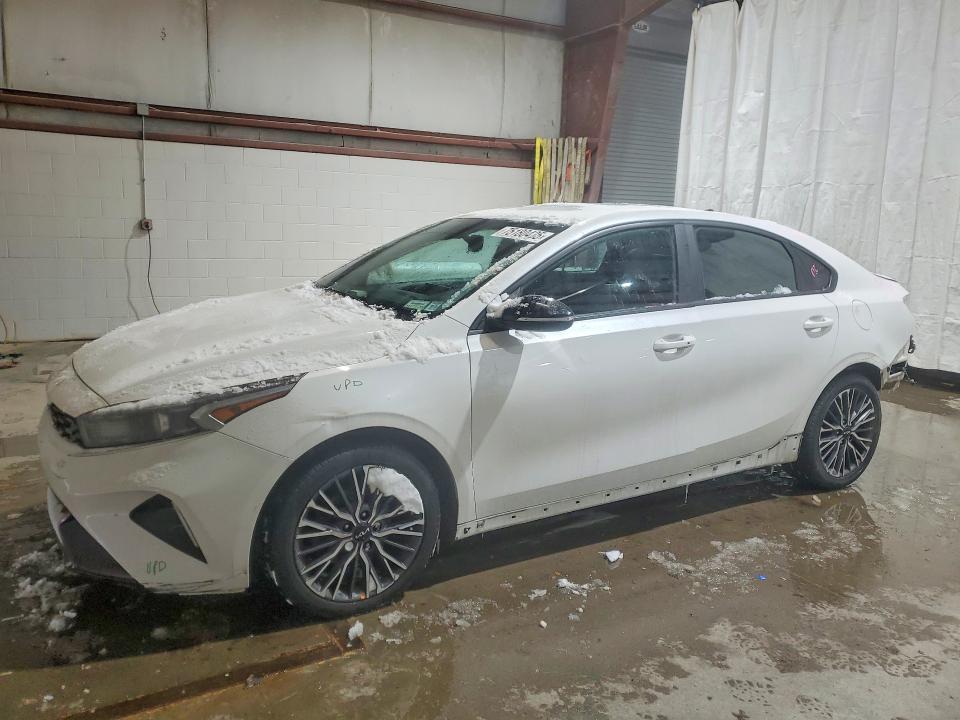 KIA FORTE 2022 with VIN 3KPF54AD1NE481802 - Photo from auction
