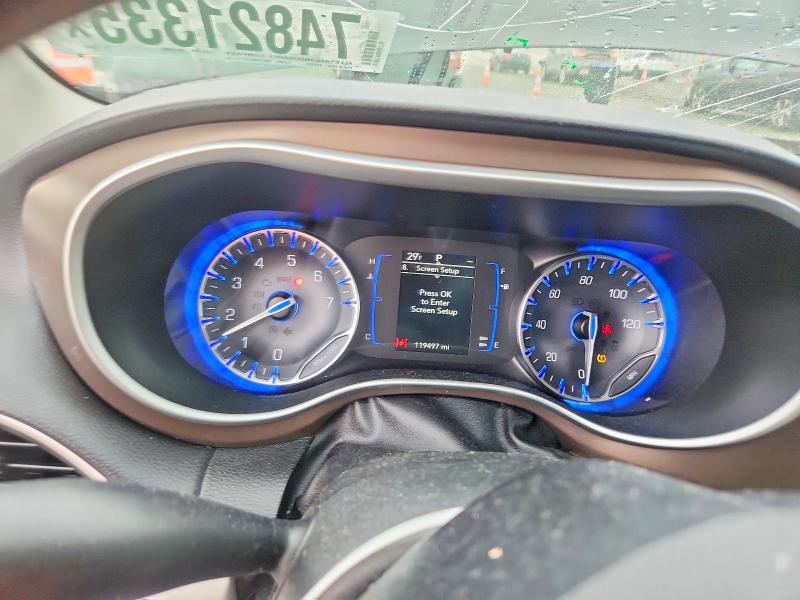 Photo 9 from auction – 2019 CHRYSLER PACIFICA T with VIN 2C4RC1BG0KR652298