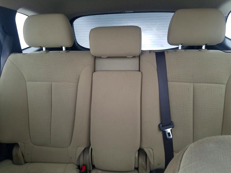 Photo 10 from auction – 2010 HYUNDAI SANTA FE G with VIN 5NMSGDAG1AH371015