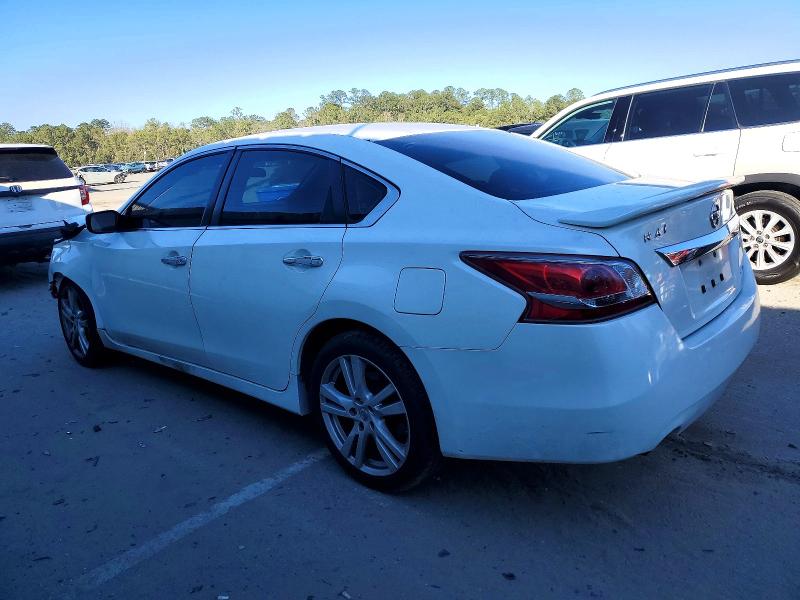 Photo 2 from auction – 2013 NISSAN ALTIMA with VIN 1N4AL3AP9DC199780