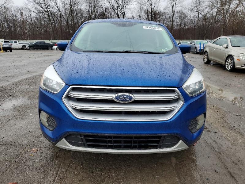 Photo 5 from auction – 2017 FORD ESCAPE SE with VIN 1FMCU9GD0HUD27755