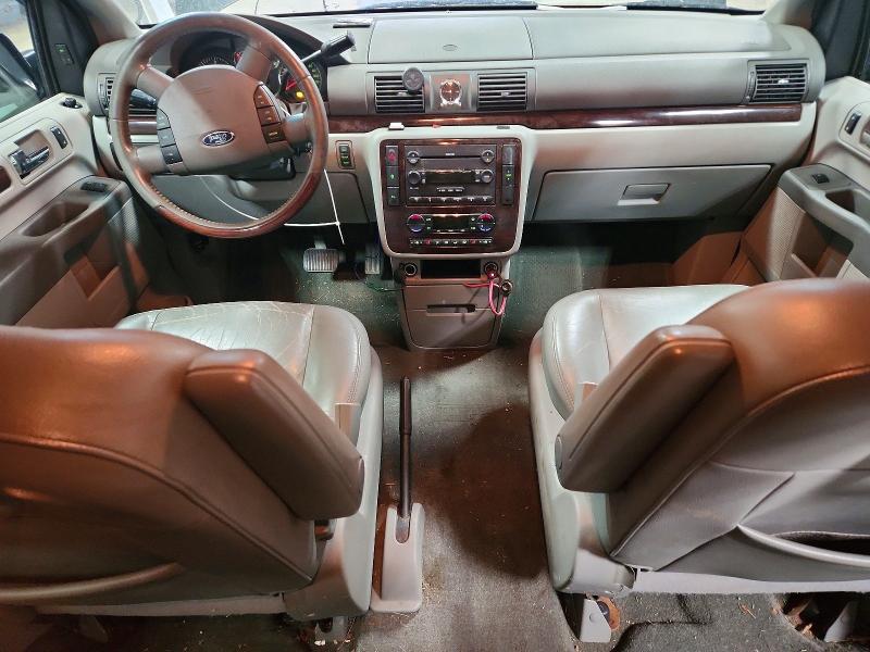 Photo 8 from auction – 2006 FORD FREESTAR L with VIN 2FMDA58236BA13703