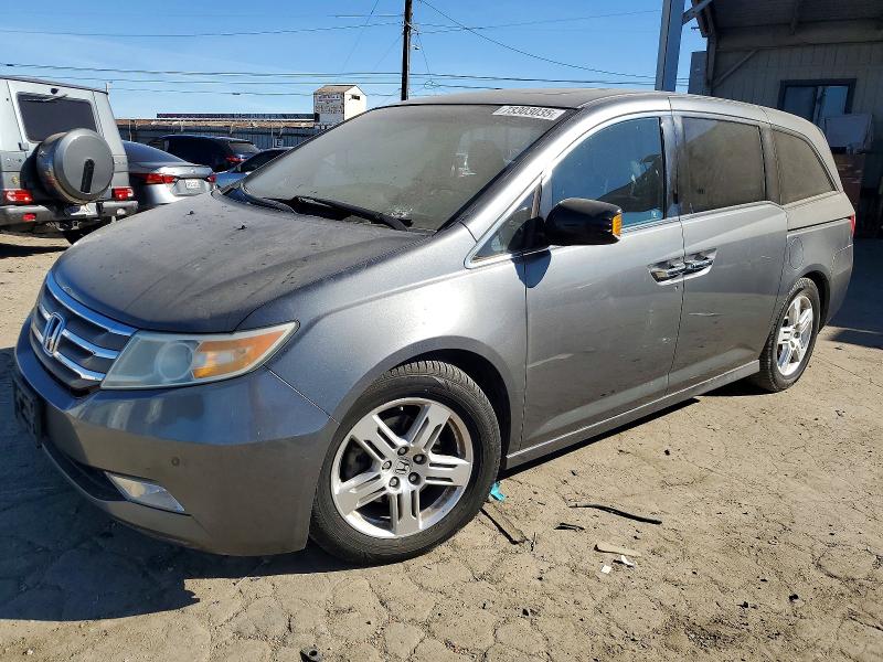 HONDA ODYSSEY TO 2011 with VIN 5FNRL5H95BB061881 - Photo from auction