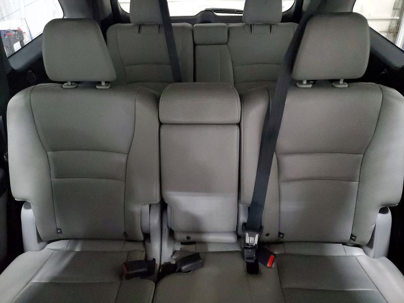 Photo 10 from auction – 2016 HONDA PILOT EXL with VIN 5FNYF6H88GB017624
