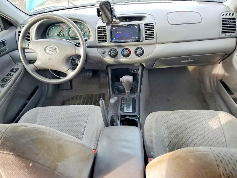 Photo 8 from auction – 2002 TOYOTA CAMRY LE with VIN 4T1BE32KX2U572775