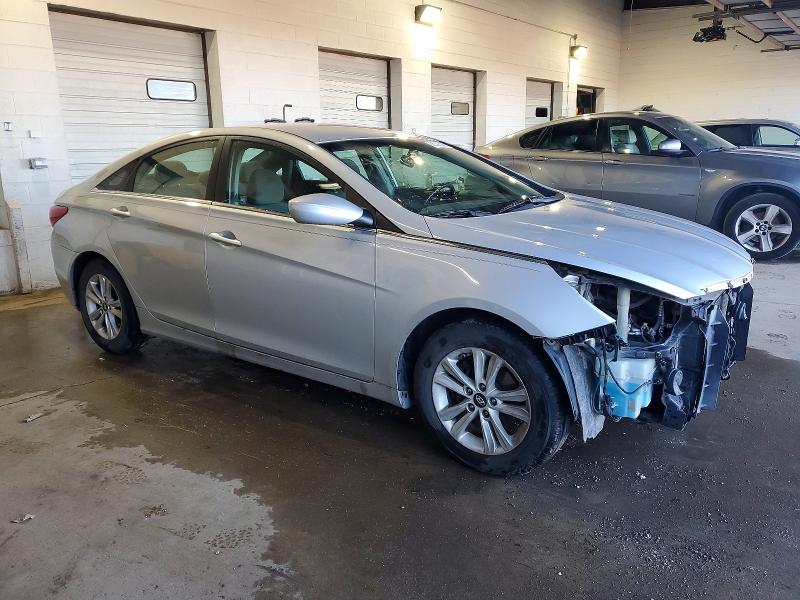 Photo 4 from auction – 2012 HYUNDAI SONATA GLS with VIN 5NPEB4ACXCH467837