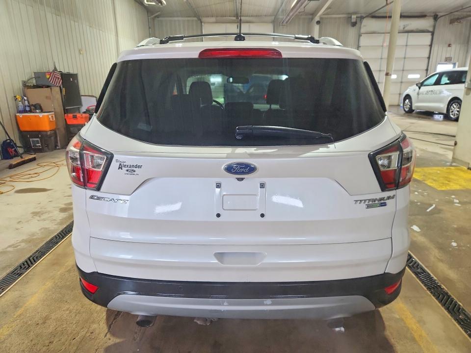 Photo 6 from auction – 2017 FORD ESCAPE TIT with VIN 1FMCU9J93HUB22631