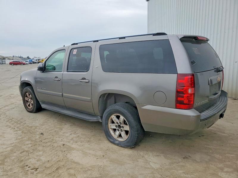 Photo 2 from auction – 2007 CHEVROLET SUBURBAN K with VIN 1GNFK16387J166953