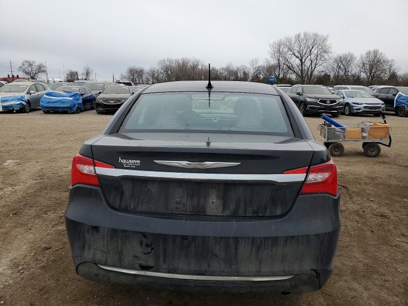 Photo 6 from auction – 2012 CHRYSLER 200 TOURIN with VIN 1C3CCBBB0CN236593