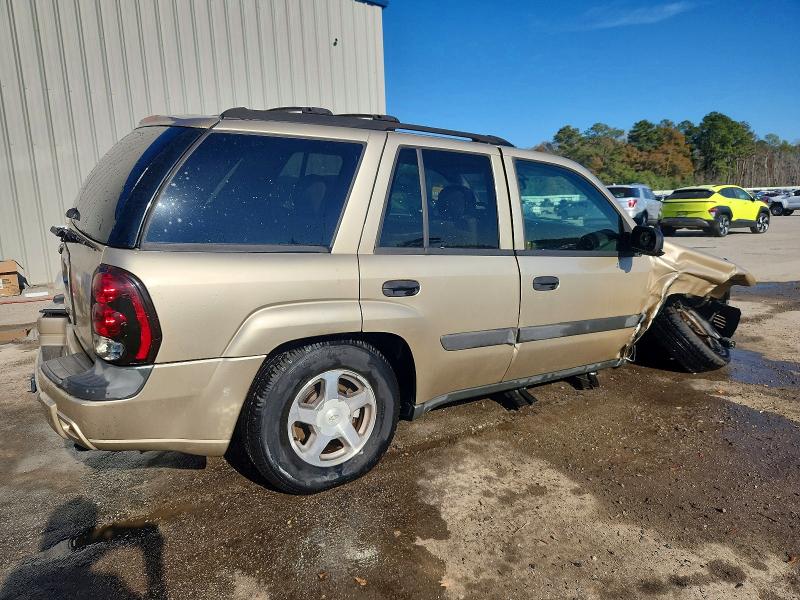 Photo 3 from auction – 2005 CHEVROLET TRAILBLAZE with VIN 1GNDS13S352101020