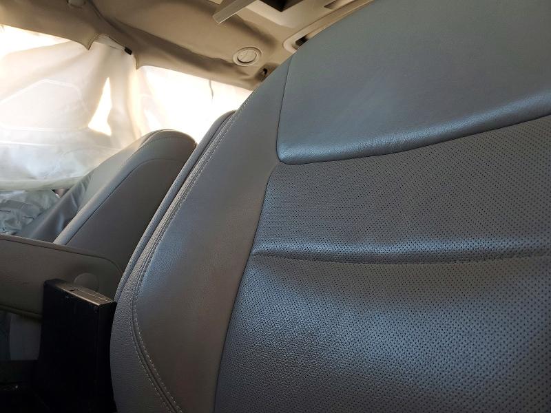Photo 10 from auction – 2016 TOYOTA SIENNA XLE with VIN 5TDYK3DC1GS752204