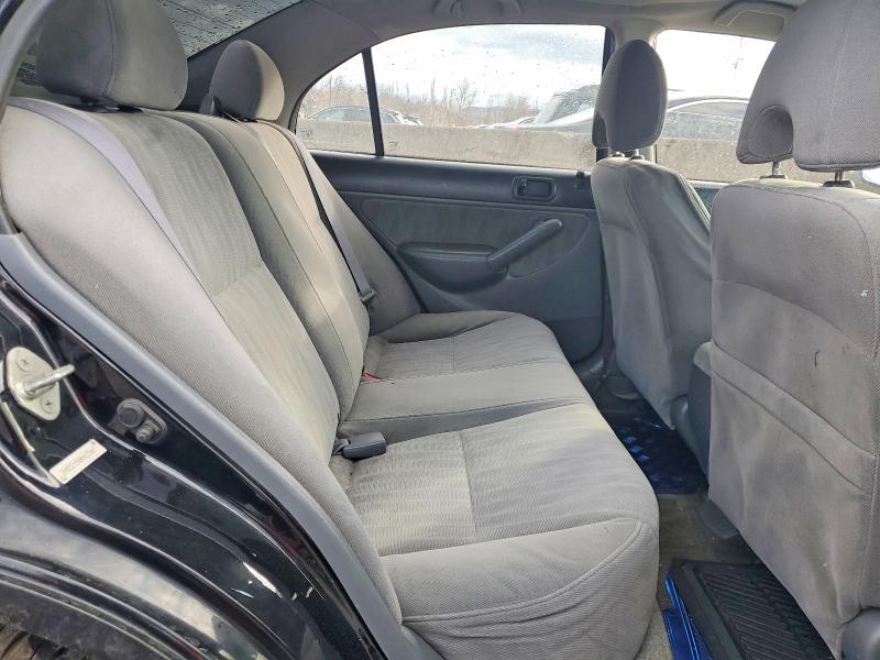 Photo 10 from auction – 2004 HONDA CIVIC LX with VIN 2HGES16504H617667