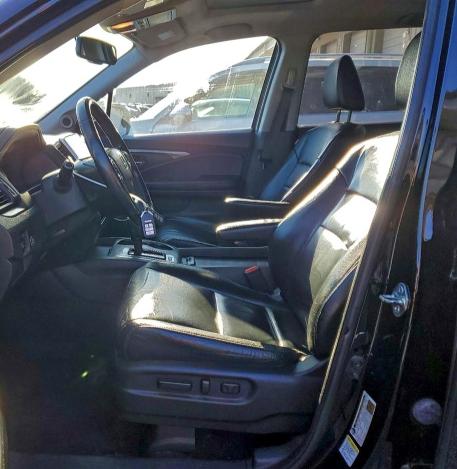 Photo 7 from auction – 2016 HONDA PILOT EXL with VIN 5FNYF6H51GB053385