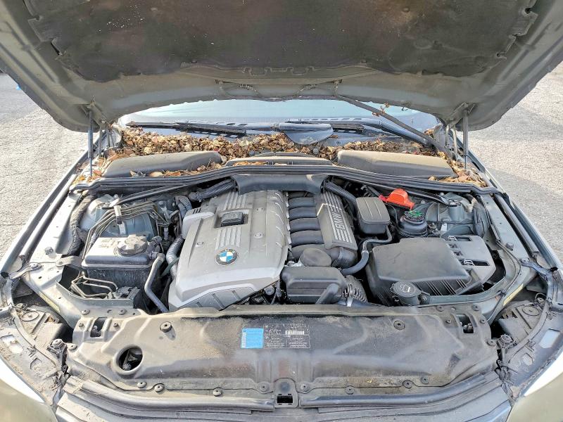 Photo 11 from auction – 2006 BMW 530 I with VIN WBANE73516CM36996