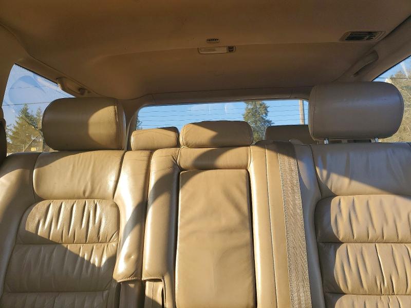 Photo 10 from auction – 2000 LEXUS LX with VIN JT6HT00WXY0082627