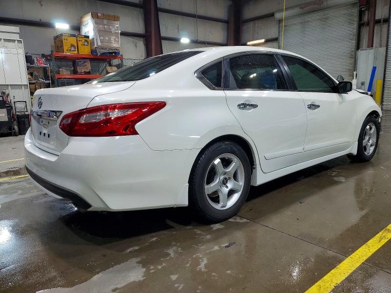 Photo 3 from auction – 2016 NISSAN ALTIMA 2.5 with VIN 1N4AL3AP6GC246297