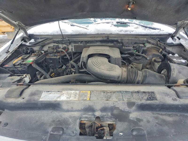 Photo 11 from auction – 2002 FORD F150 with VIN 1FTRW08L22KA73849