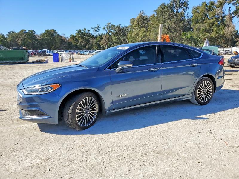 FORD FUSION SE 2018 with VIN 3FA6P0LU5JR279974 - Photo from auction
