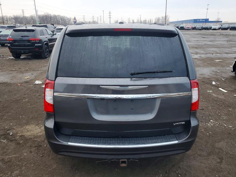 Photo 6 from auction – 2016 CHRYSLER TOWN & COU with VIN 2C4RC1GG8GR213334