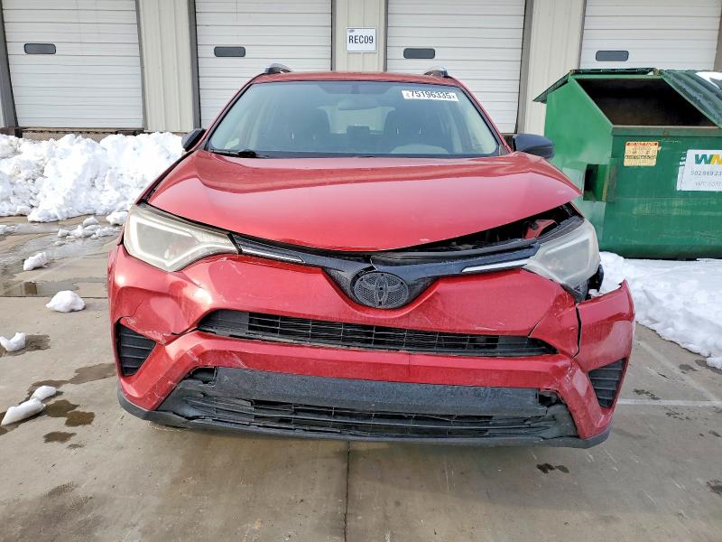 Photo 5 from auction – 2016 TOYOTA RAV4 with VIN JTMZFREV1GJ090553