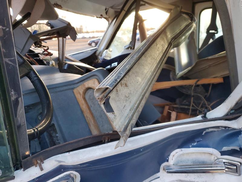 Photo 7 from auction – 1990 CHEVROLET G20 with VIN 2GBEG25K7L4113236