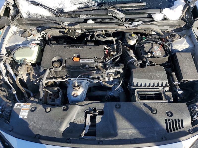 Photo 11 from auction – 2018 HONDA CIVIC LX with VIN 2HGFC2F55JH018847