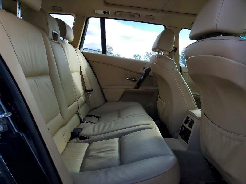 Photo 11 from auction – 2007 BMW 530 XIT with VIN WBANN735X7CN04312