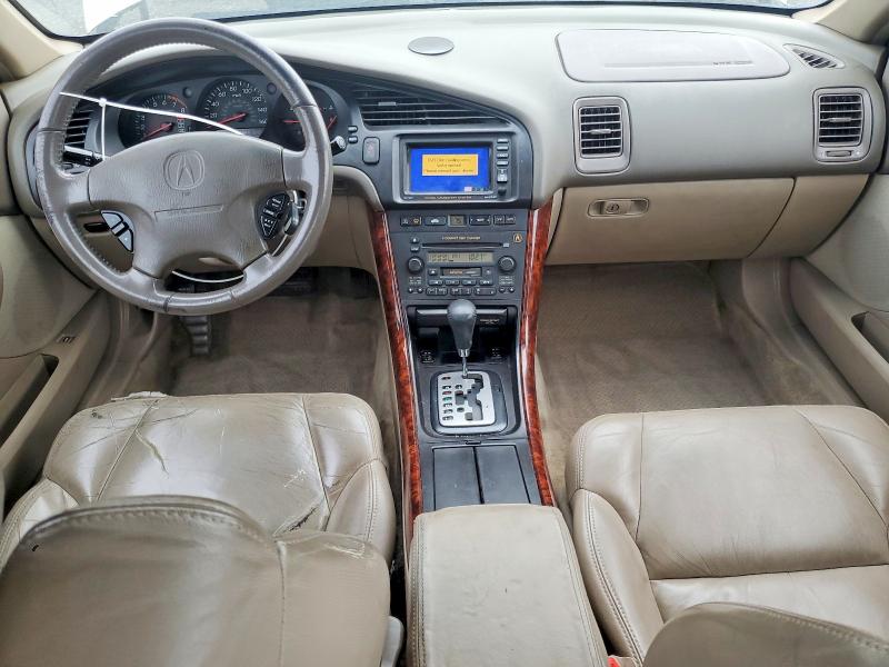 Photo 8 from auction – 2001 ACURA 3.2CL with VIN 19UYA42541A032236