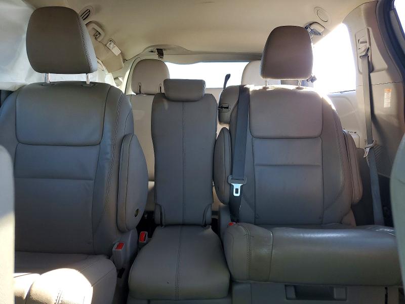 Photo 10 from auction – 2015 TOYOTA SIENNA XLE with VIN 5TDYK3DC6FS576751