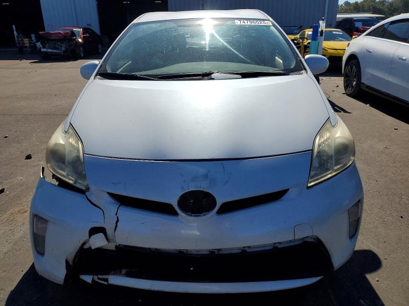 Photo 5 from auction – 2015 TOYOTA PRIUS with VIN JTDKN3DU3F1994574
