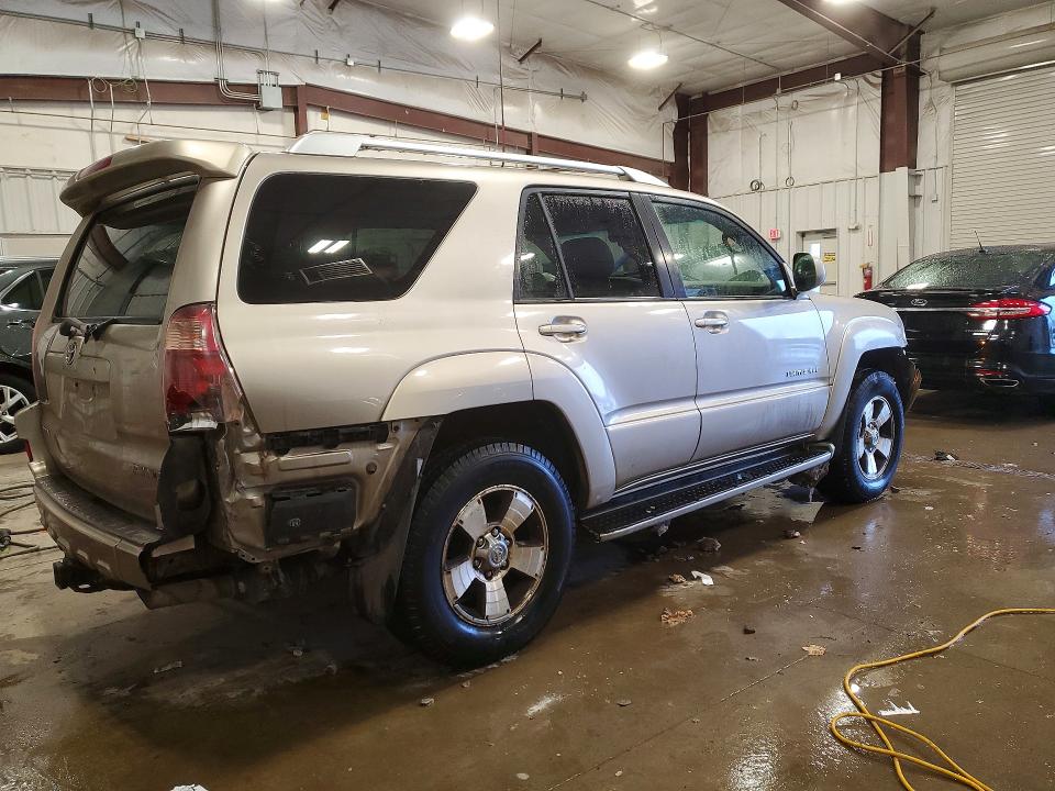 Photo 3 from auction – 2003 TOYOTA 4RUNNER LI with VIN JTEBT17R638006722