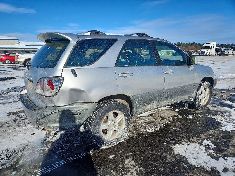Photo 3 from auction – 2001 LEXUS RX 300 with VIN JTJHF10UX10194741
