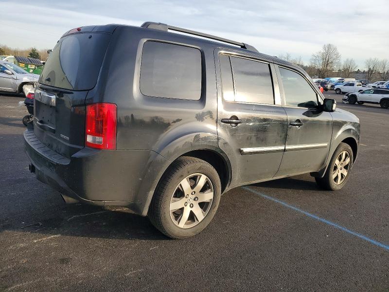 Photo 3 from auction – 2015 HONDA PILOT with VIN 5FNYF3H97FB005311