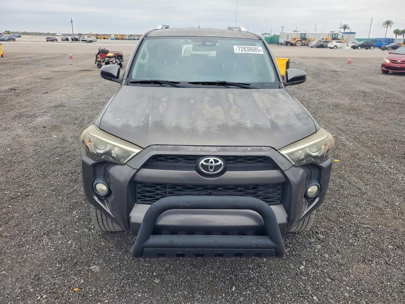 Photo 5 from auction – 2014 TOYOTA 4RUNNER SR with VIN JTEZU5JR6E5077063