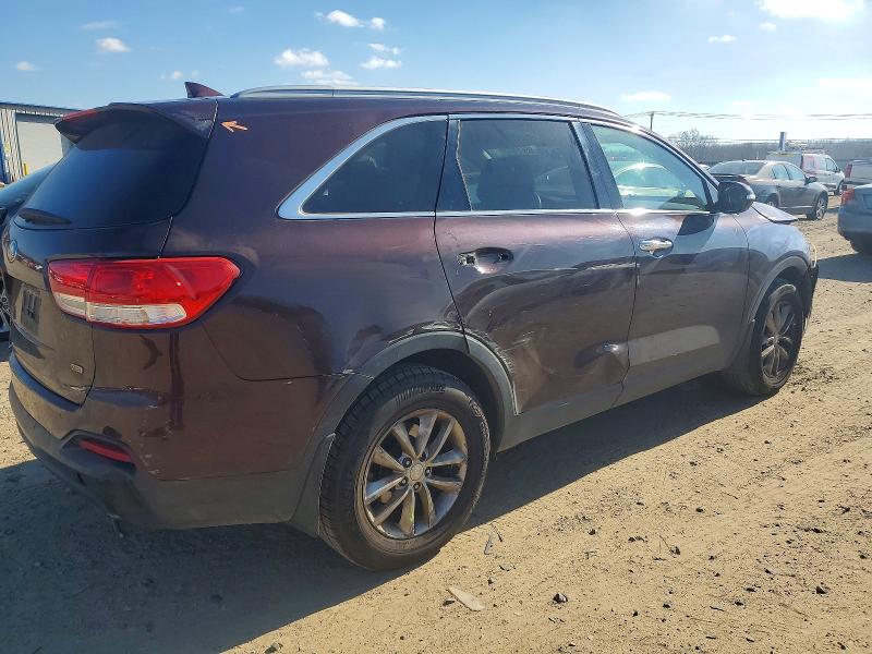 Photo 3 from auction – 2016 KIA SORENTO with VIN 5XYPG4A34GG025742