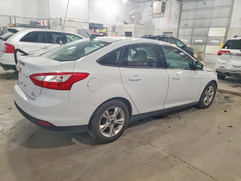 Photo 3 from auction – 2014 FORD FOCUS SE with VIN 1FADP3F20EL254245