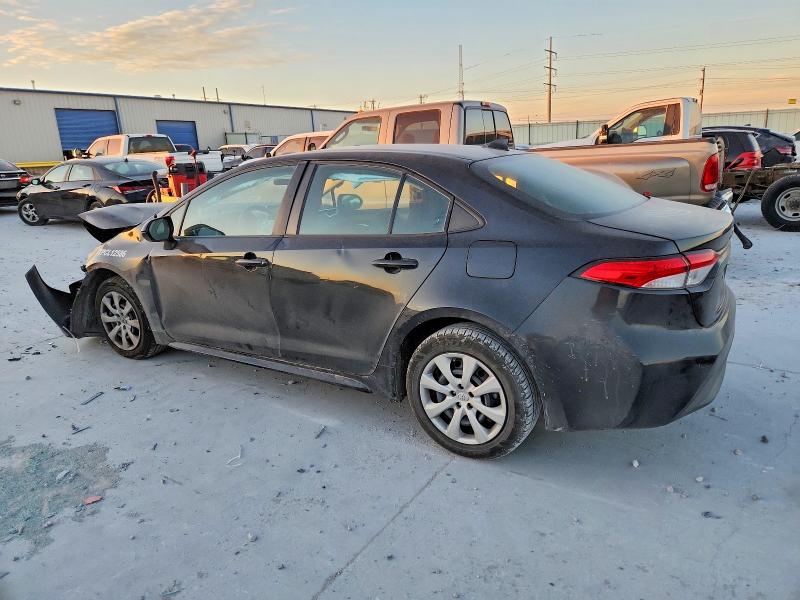 Photo 2 from auction – 2021 TOYOTA COROLLA LE with VIN 5YFEPMAE3MP239010