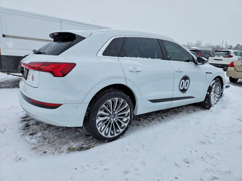 Photo 3 from auction – 2019 AUDI E-TRON PRE with VIN WA1VABGE4KB013254