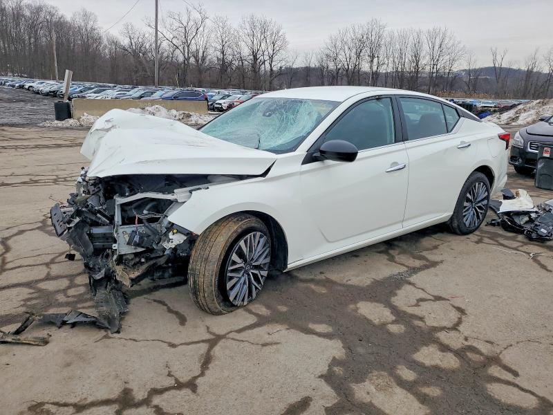 NISSAN ALTIMA 2025 with VIN 1N4BL4DWXSN340631 - Photo from auction