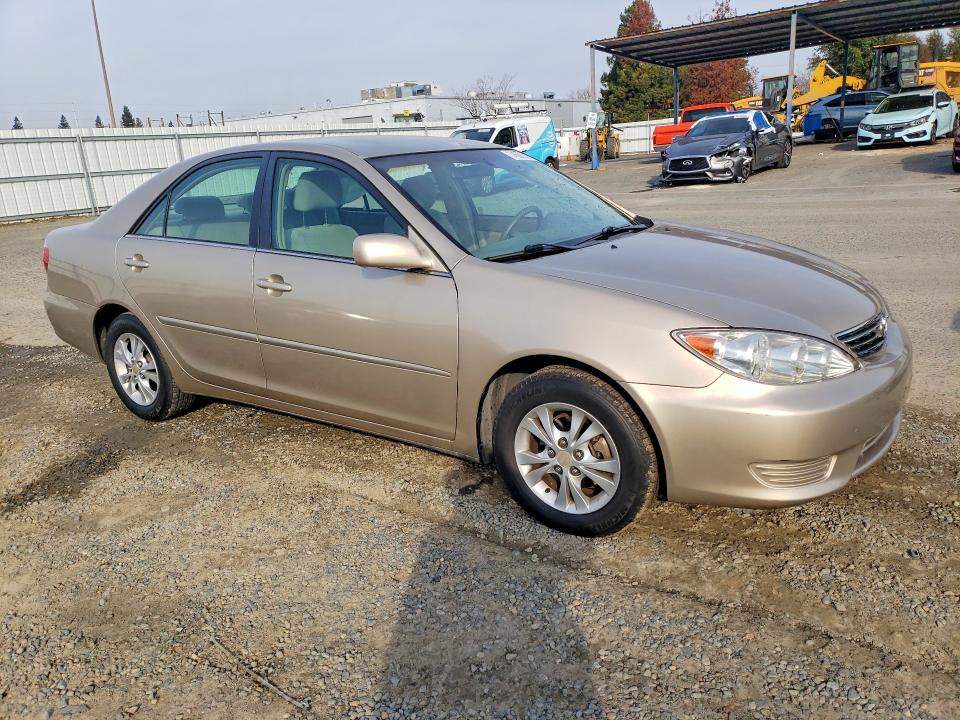 Photo 4 from auction – 2006 TOYOTA CAMRY with VIN 4T1BF30KX6U635394