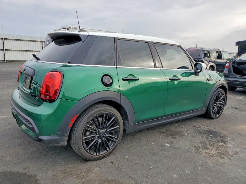 Фото 3 с аукциона – 2024 MINI COOPER S с VIN WMW53DK05R2U40781