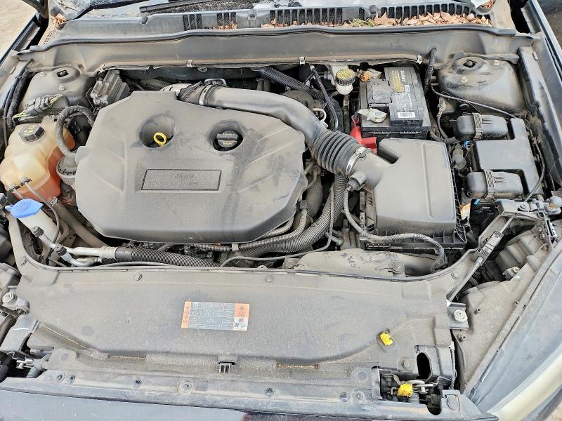 Photo 11 from auction – 2015 FORD FUSION SE with VIN 3FA6P0T92FR293401